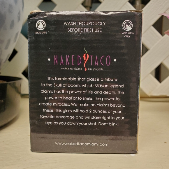 Naked Taco Skull Shotglass - Picture 7 of 7